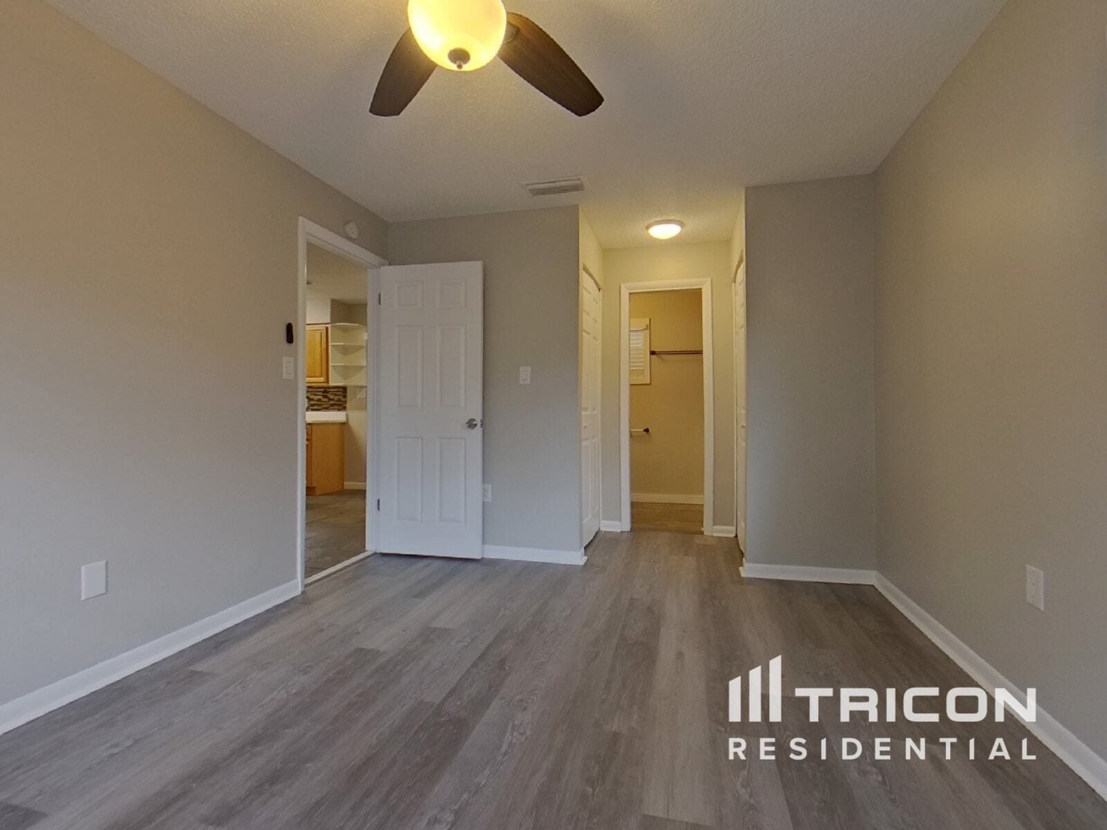 Building Photo - 405 Citadel Dr