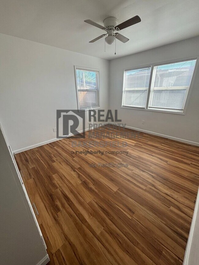 Building Photo - 2711 Hufft St