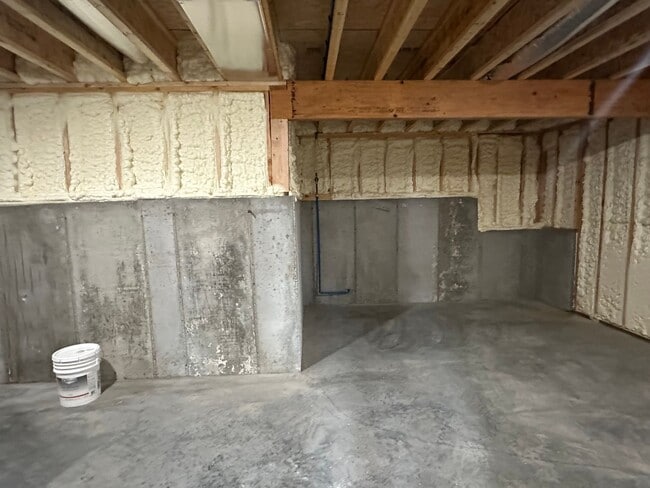 Building Photo - NEW CONSTRUCTION 5 Bed 3 Bath w/ Walk Out Basement Waynesville School District