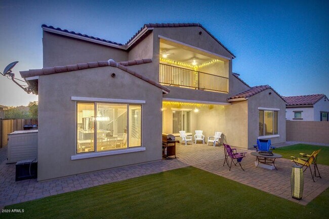 Building Photo - Rare opportunity to lease a house of this ...