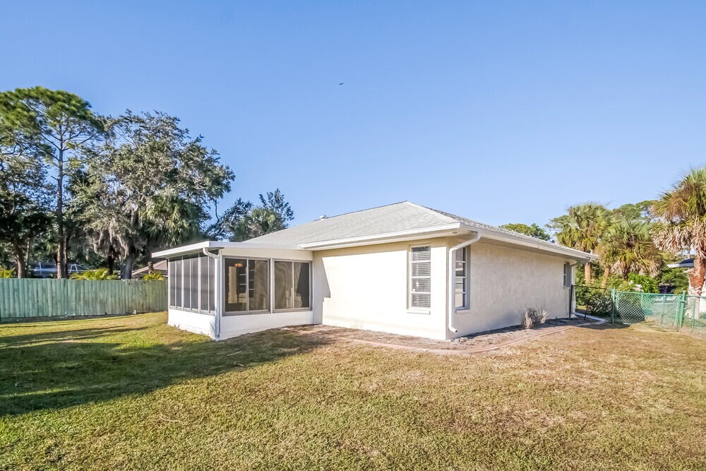 Building Photo - 848 Guild Dr