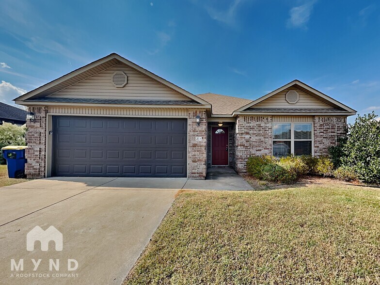 Building Photo - 21 Bristol Dr