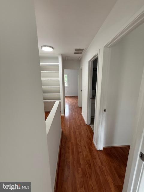 Building Photo - 1305 Wexford Ct