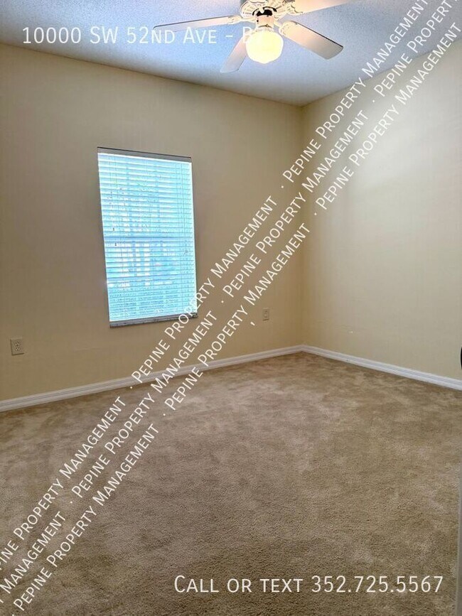 Building Photo - 10000 SW 52nd Ave