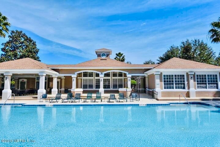 Building Photo - 10550 Baymeadows Rd