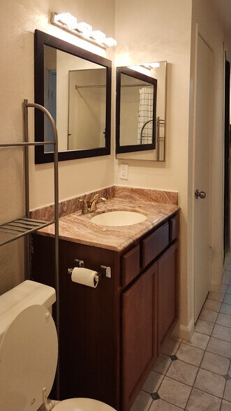 Building Photo - 4608 Neil Rd