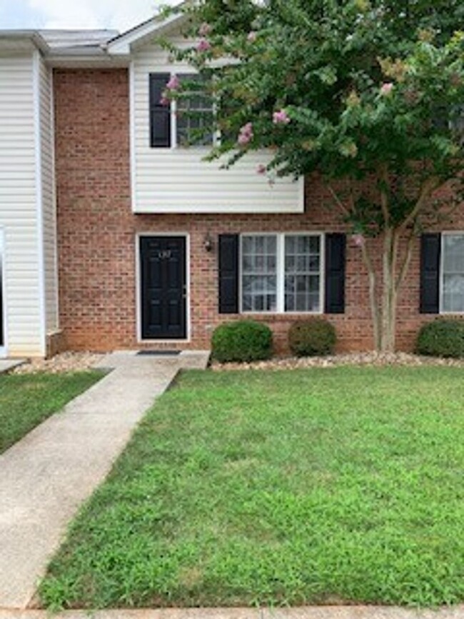 Primary Photo - Sterling Park Townhomes