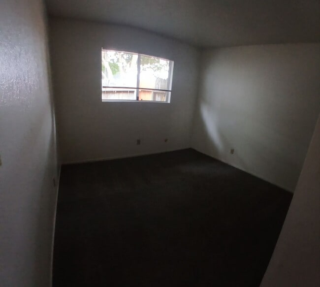 Building Photo - 1060 Santa Ynez Ave