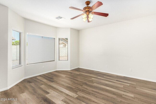 Building Photo - 14634 W Ventura St