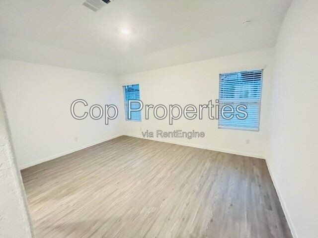 Building Photo - 10419 Beachball Bnd