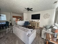 Building Photo - 6241 Holdrege St