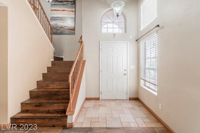 Building Photo - 1216 Olvera Way