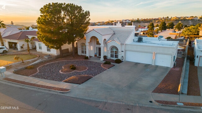 Building Photo - 6205 La Posta Dr