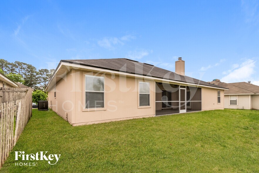 Building Photo - 2705 Ravine Hill Dr
