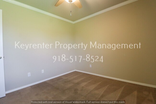 Building Photo - 3 Bed | 2 Bath in Collinsville!