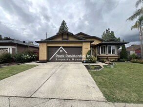Building Photo - Wonderful 3bd/2ba Orangevale Home with 2 C...