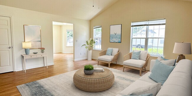 Primary Photo - 4406 McClelland Dr