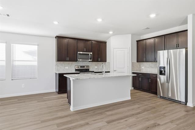 Building Photo - 145 Lost Crk Trl