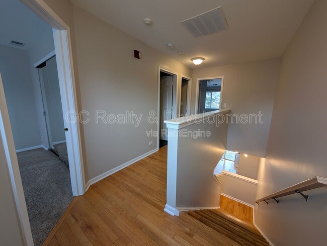 Building Photo - 3043 Kentshire Cir