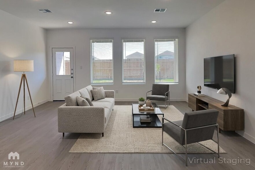 Building Photo - 10554 Ysasmendi Rdg