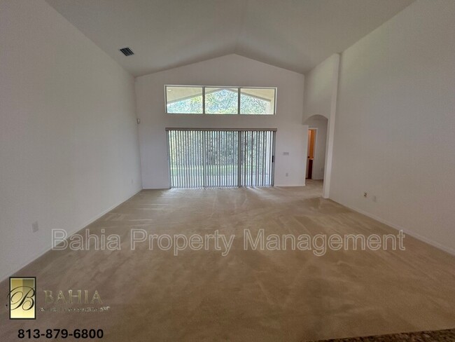 Building Photo - 6850 Pine Springs Dr