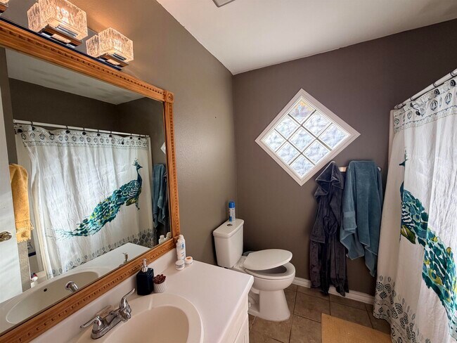 Building Photo - 307 Hancock Ct