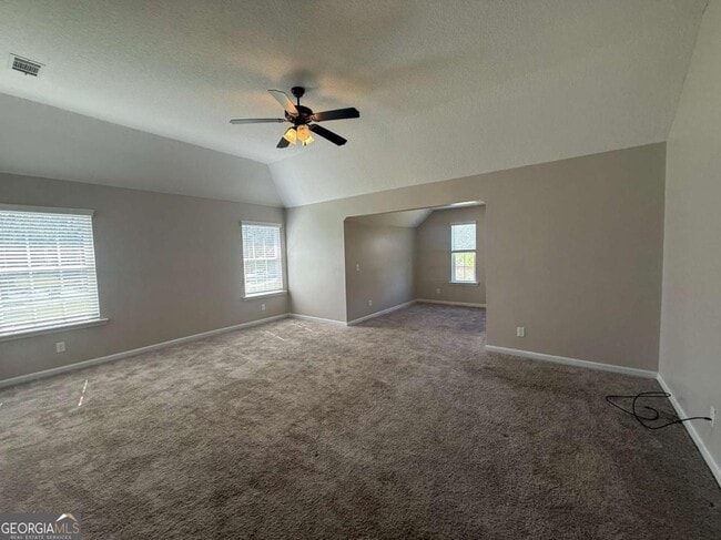 Building Photo - 50 Huntington Dr