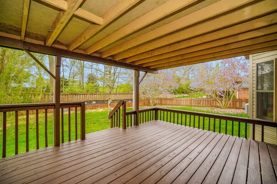 Building Photo - 95 Bridgeport Way