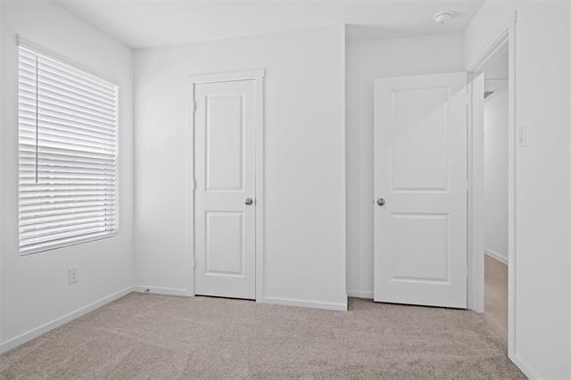 Building Photo - 2020 Belgian Dr