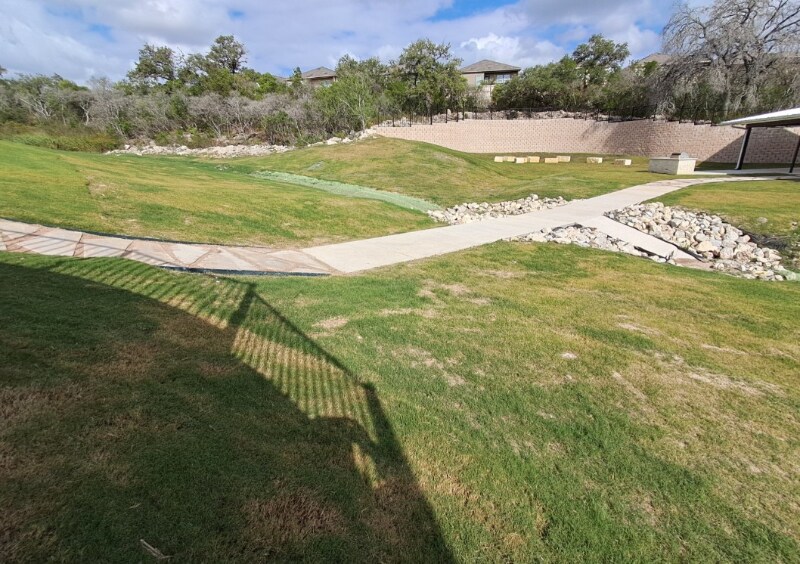 Building Photo - 3819 Millbrook Wy