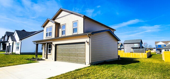 Building Photo - 186 Monaghan Dr
