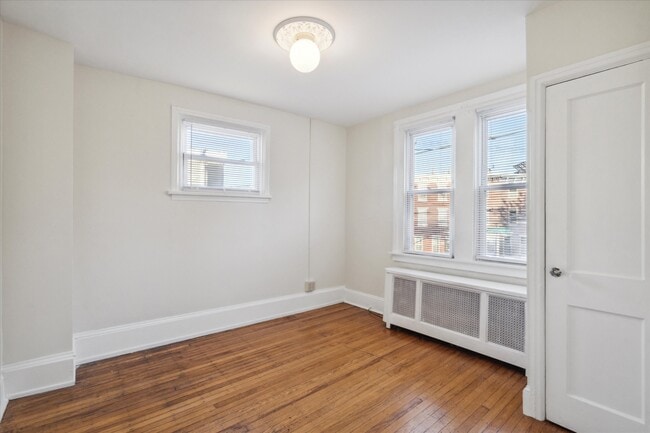 Building Photo - 1730 Memphis St