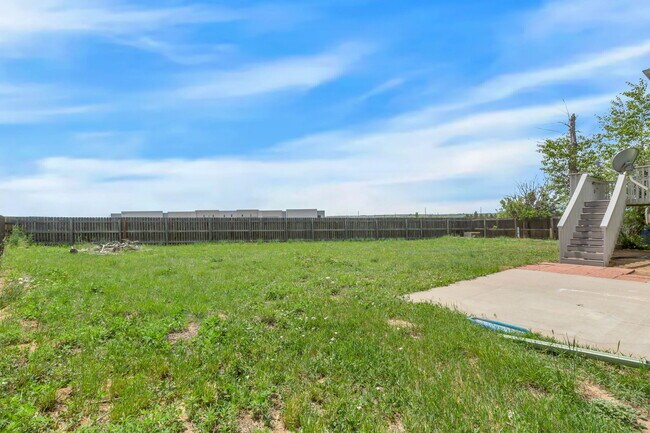 Building Photo - 20612 E Batavia Dr