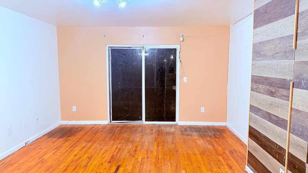 Building Photo - 710 Ocean Ave