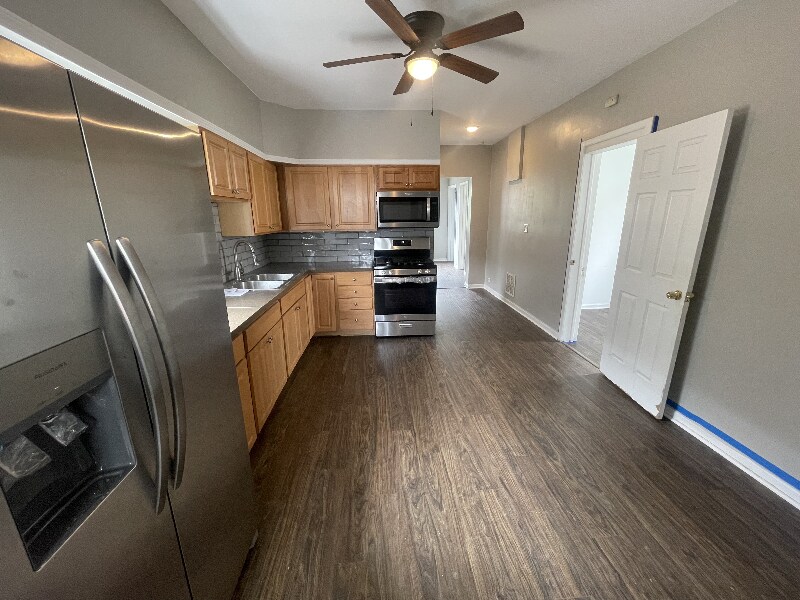 Building Photo - 4509 S Talman Ave