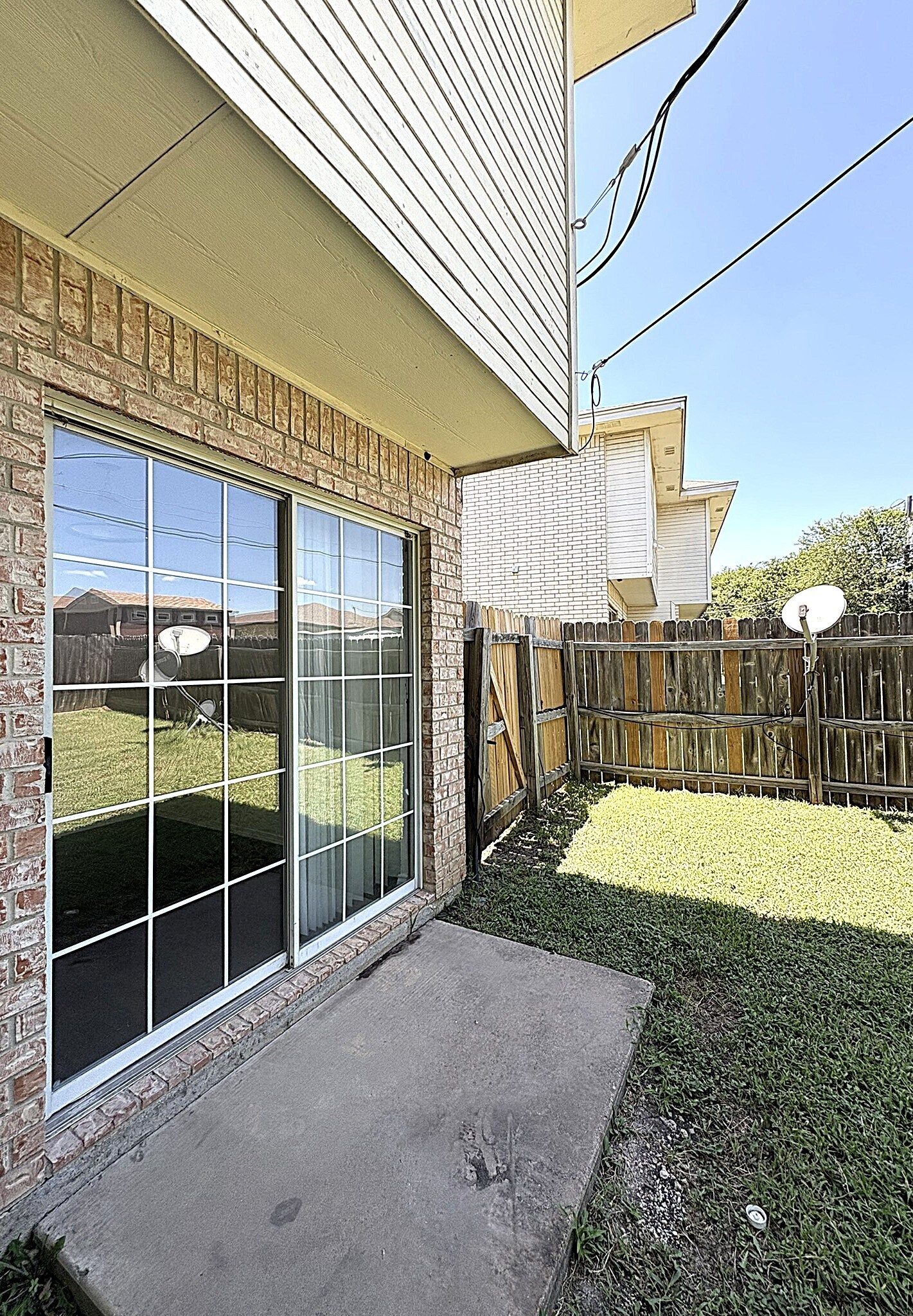 Building Photo - 5709 Redstone Dr