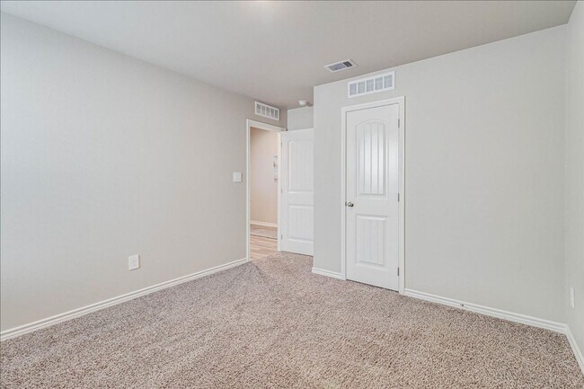 Building Photo - 7213 Adler Dr