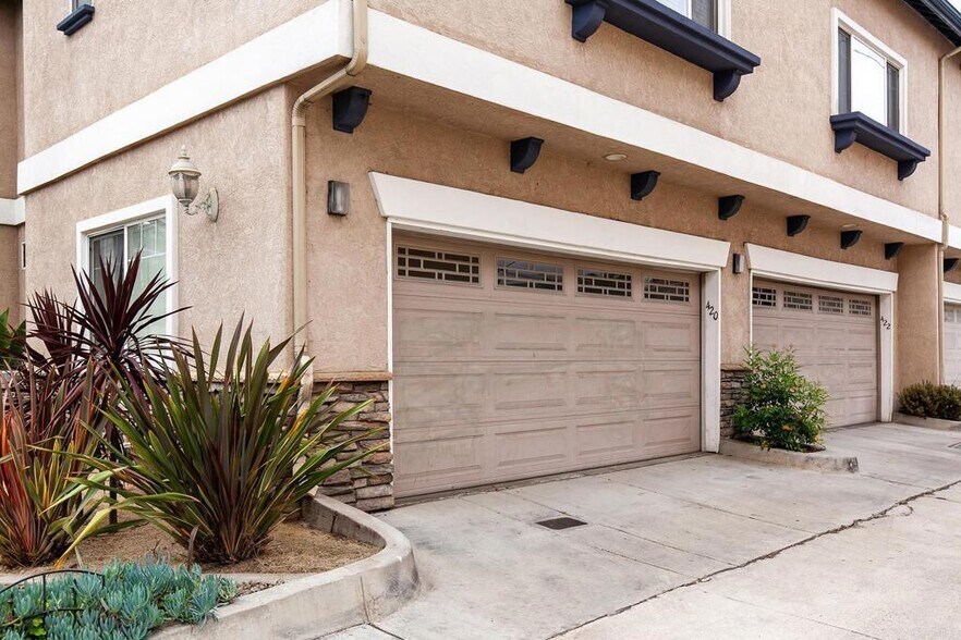 Building Photo - 420 Brookes Ave