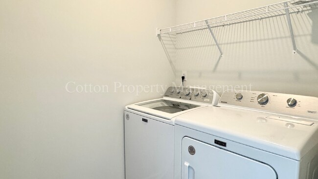 Building Photo - 441 Tributary Cir