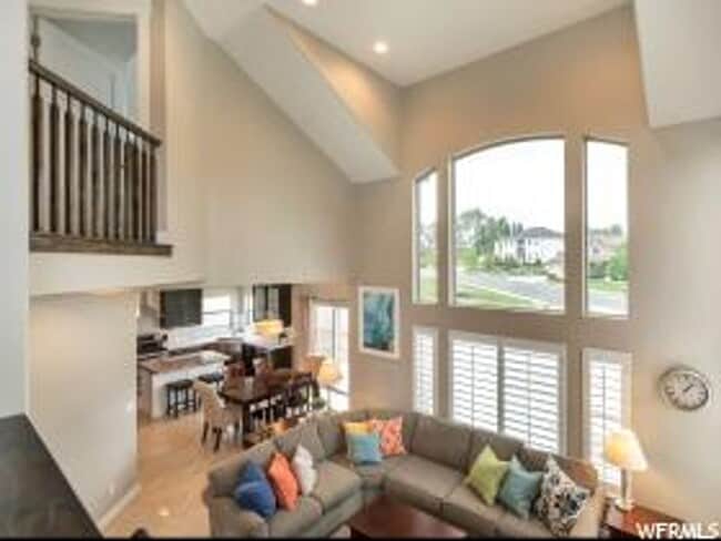 Building Photo - Unique 2 Story Home w attached 2 car