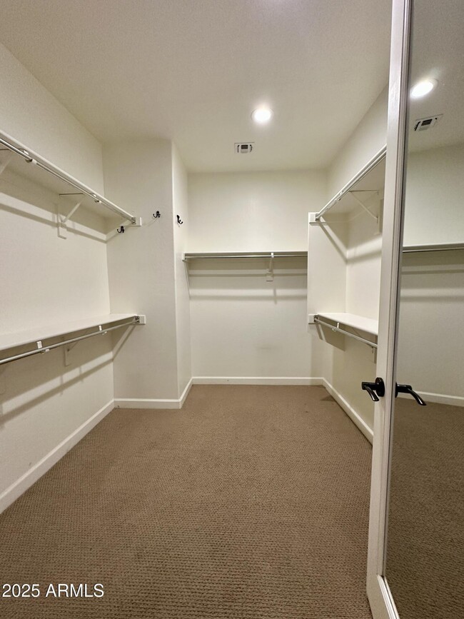 Building Photo - 4107 S Pecan Dr