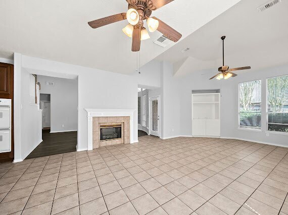 Building Photo - 2407 Hanston Ct