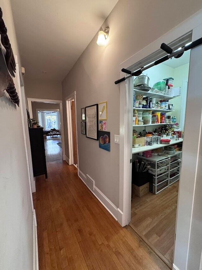 Building Photo - 2251 W Giddings St