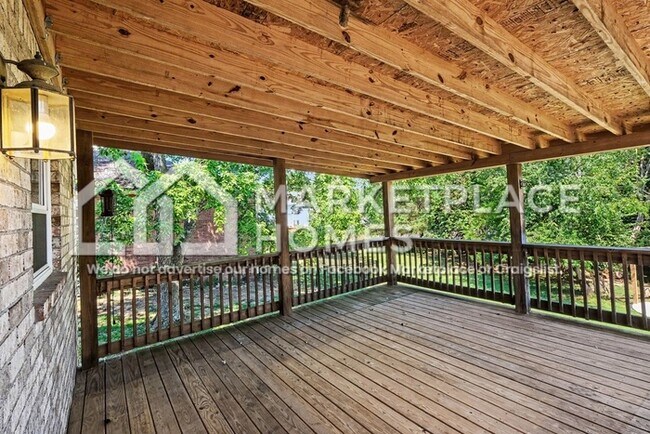 Building Photo - 207 Waterview Dr