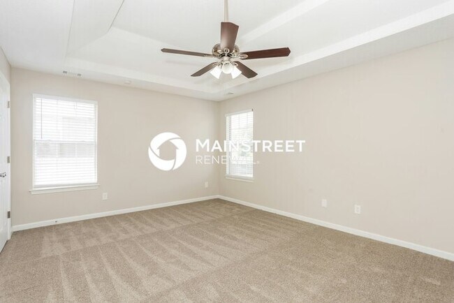 Building Photo - 4 Bedroom Pet-Friendly Home in COVINGTON, ...