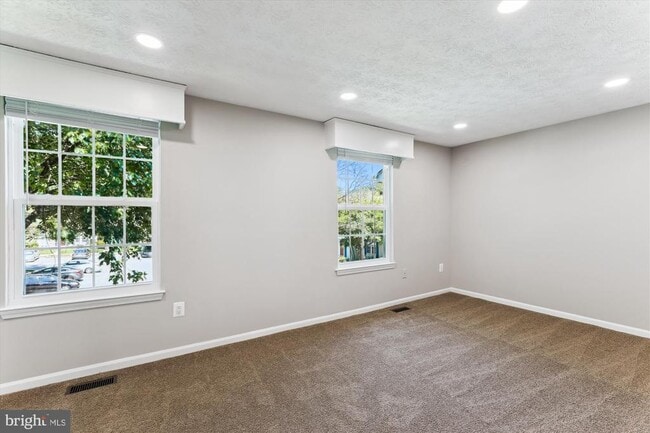 Building Photo - 8345 Silver Trumpet Dr