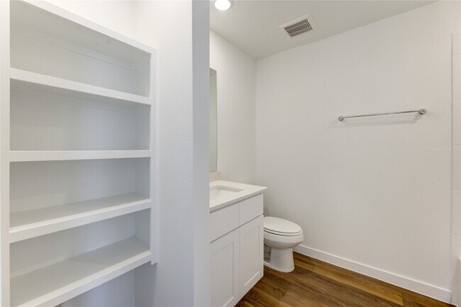 Building Photo - 9043 Rose Water Trl