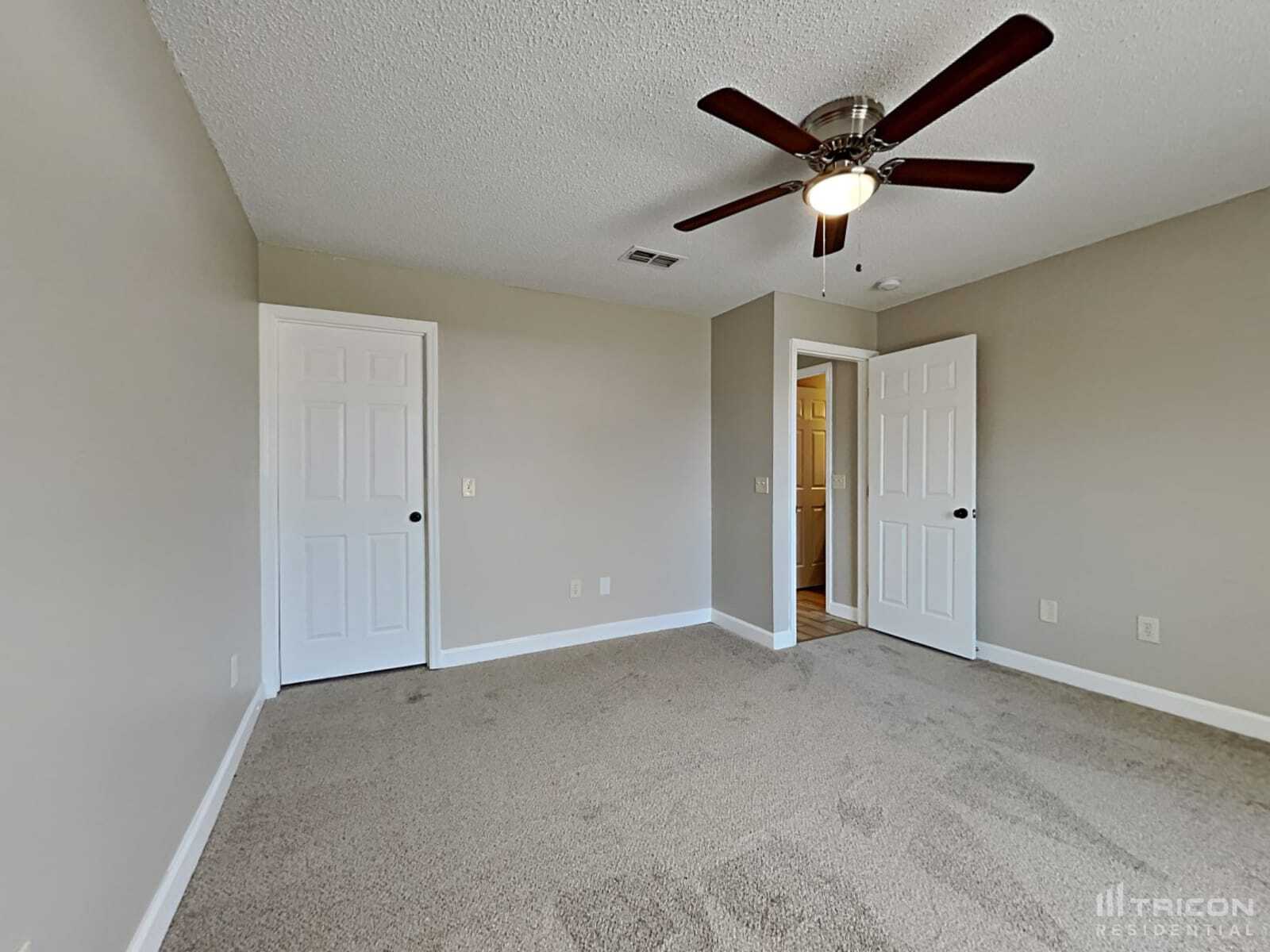 Building Photo - 1237 Edgerton Dr