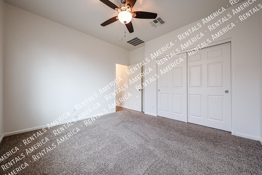 Building Photo - 11039 E Verbina Ln