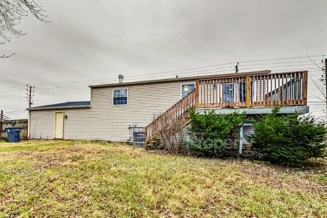 Building Photo - 5310 Shelbyville Rd